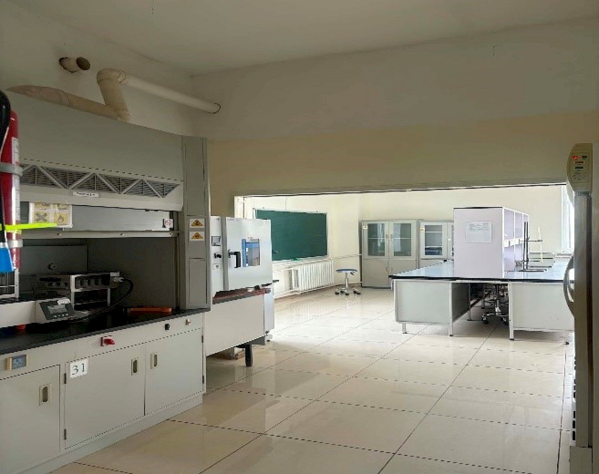 ENVIRONMENTAL TESTING LABORATORY